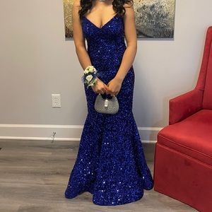 dark blue sequins dress!